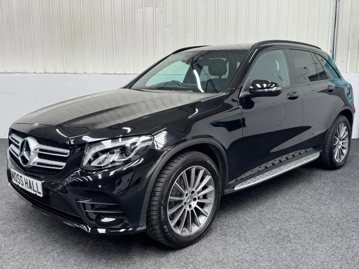 Used Mercedes GLC220 AMG Line Premium 170 HP (125 kW) 2018 Black SUV