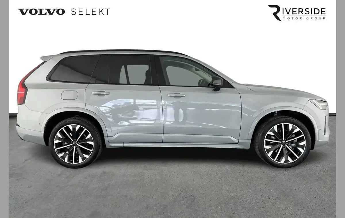 Used Volvo XC90 Ultra 455 HP (334 kW) 2025 Vapour grey SUV