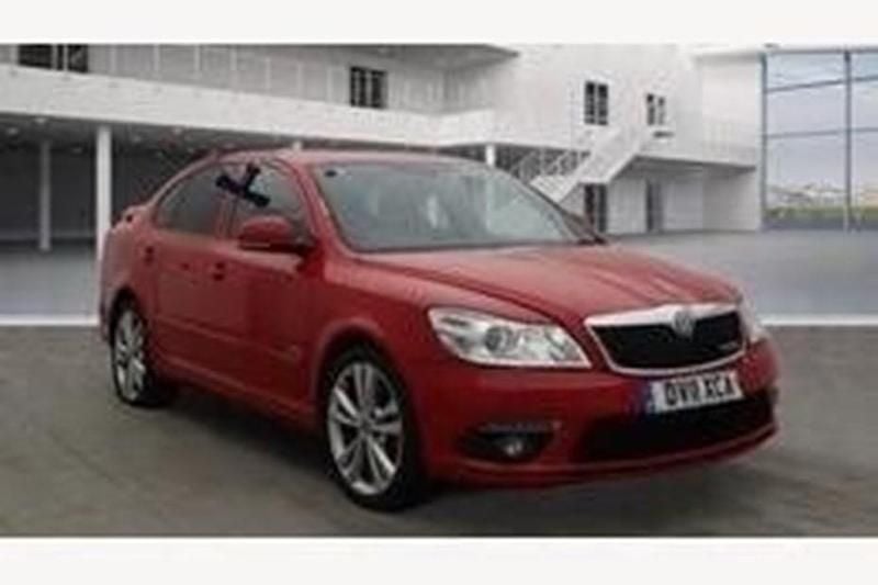 Red Used 2011 Skoda Octavia vRS Hatchback | £2,250 (Super price) - Image 1/1