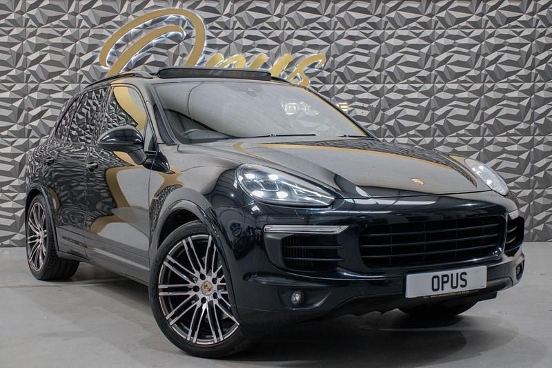 Used Porsche Cayenne Platinum Edition 385 HP (283 kW) 2017 Black SUV