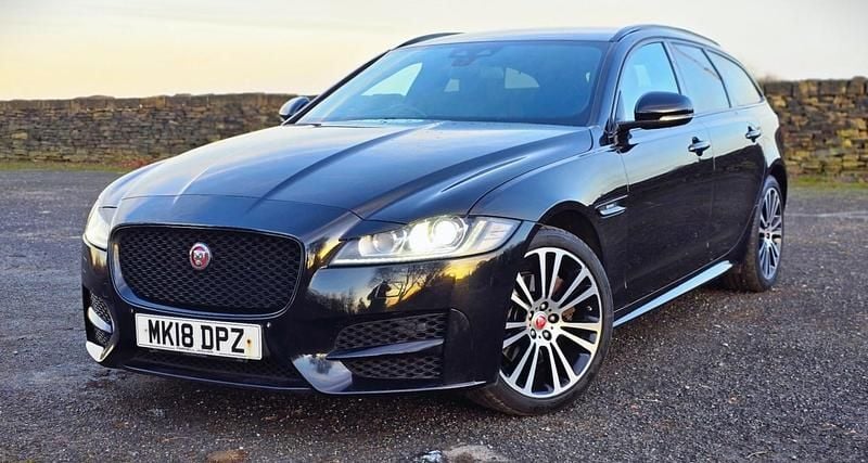 Used Jaguar XF Sportbrake R-Sport 180 HP (132 kW) 2018 Black Estate