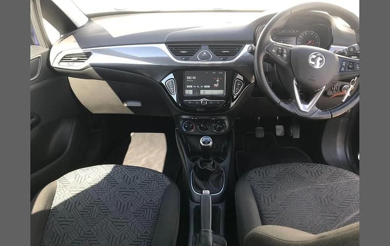 Second-hand Vauxhall Corsa 73 CP (53 kW) 2017 Albastru Hatchback
