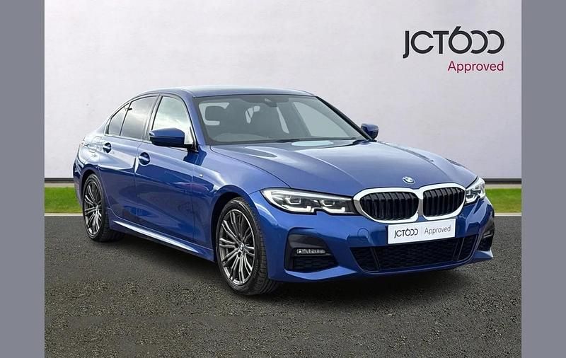 Used BMW 318 M Sport 154 HP (113 kW) 2021 Blue Sedan