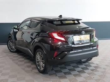 Used Toyota C-HR 122 HP (89 kW) 2021 Black SUV