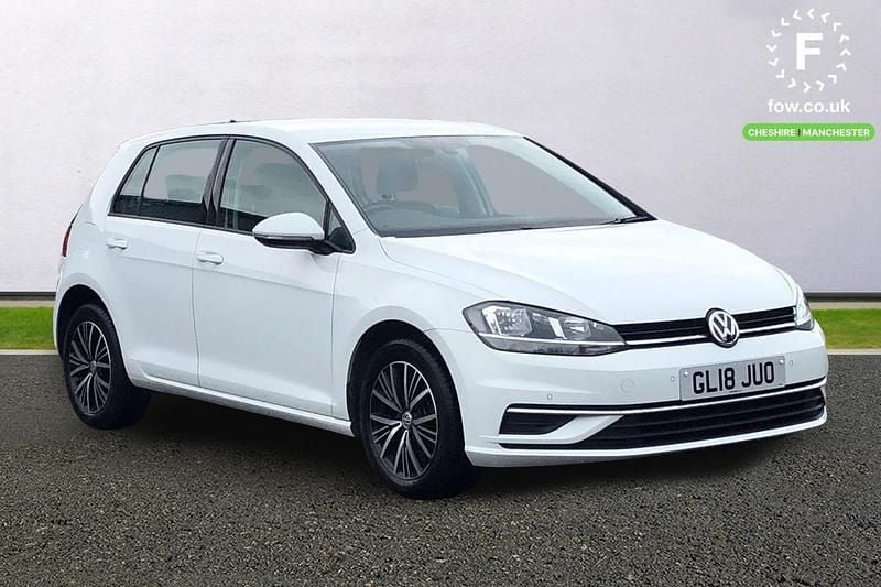 White Used 2018 VW Golf VII SE Hatchback | £11,899 (Good price) - Image 1/4