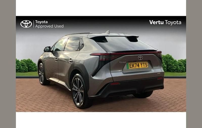 Used Toyota bZ4X 160 kW (218 HP) 2024 Grey SUV