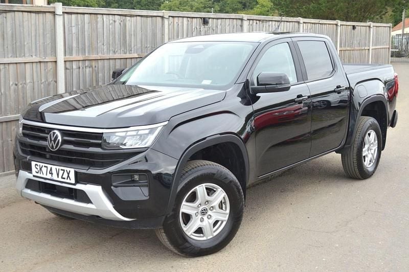 Black Used 2024 VW Amarok Life Pickup | £33,449 (Fair price) - Image 1/4