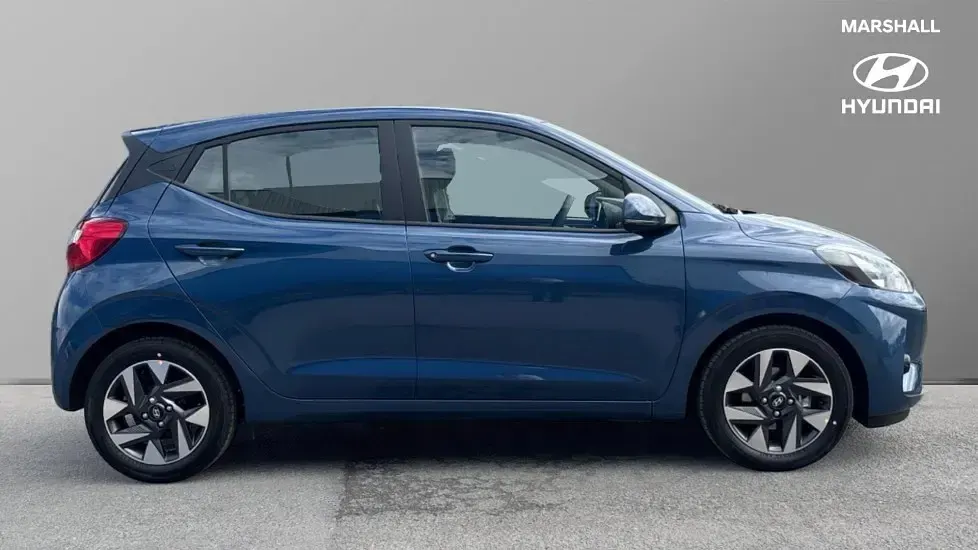New Hyundai i10 Advanced 63 HP (46 kW) 2026 Vibrant blue Hatchback