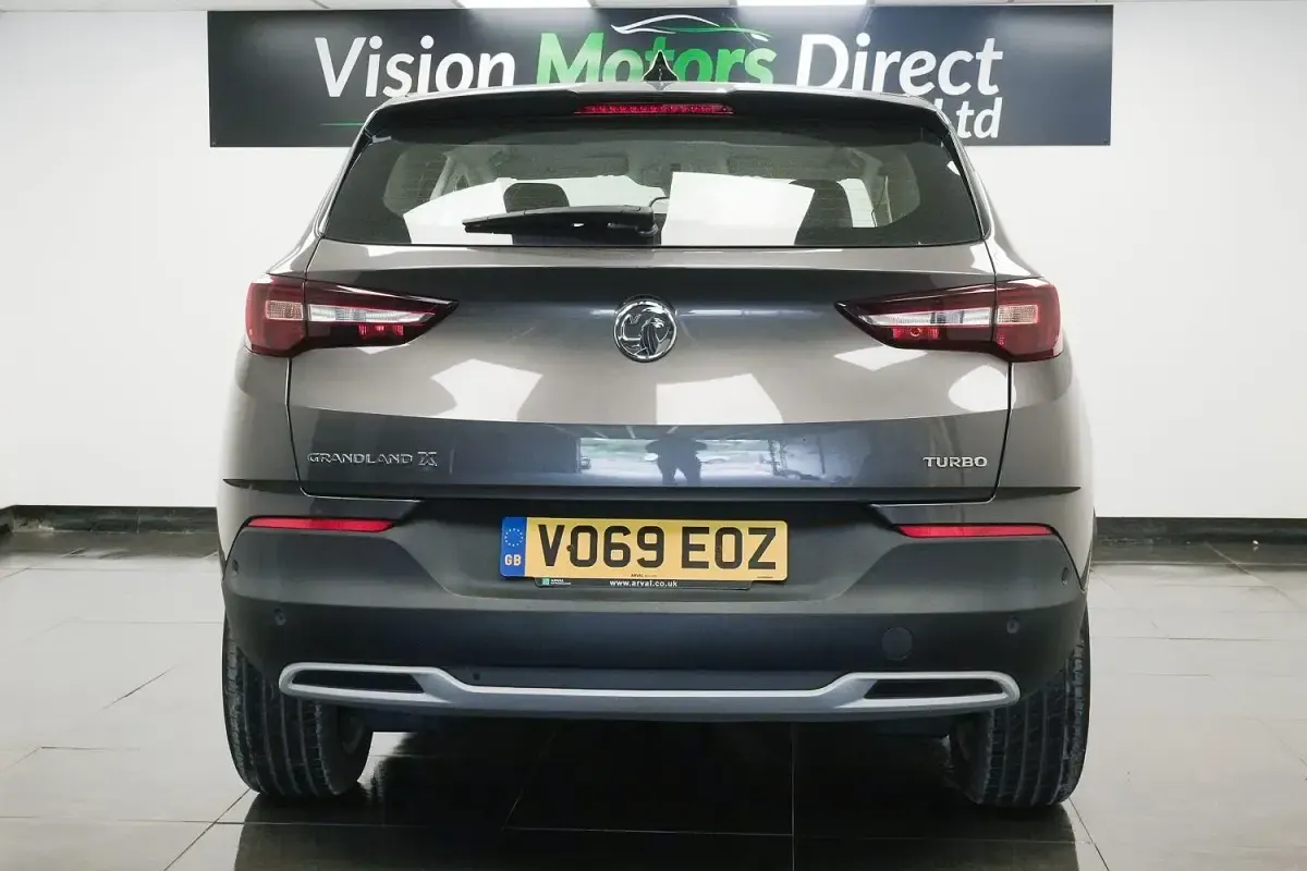 Second-hand Vauxhall Grandland X S 130 CP (95 kW) 2019 Gri SUV
