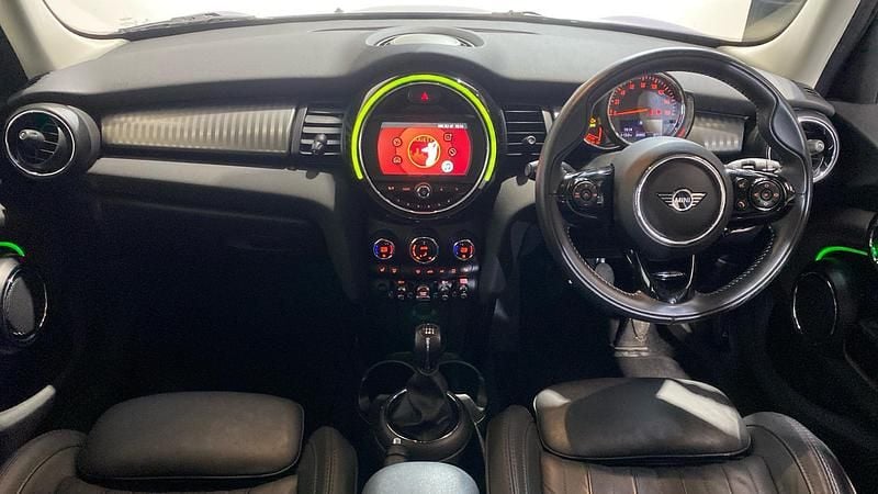 Used Mini Cooper Exclusive 134 HP (98 kW) 2020 Blue Hatchback