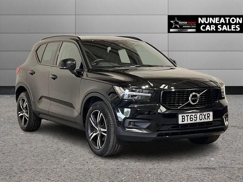 Black Used 2019 Volvo XC40 R-Design SUV | £19,000 (Good price) - Image 1/4