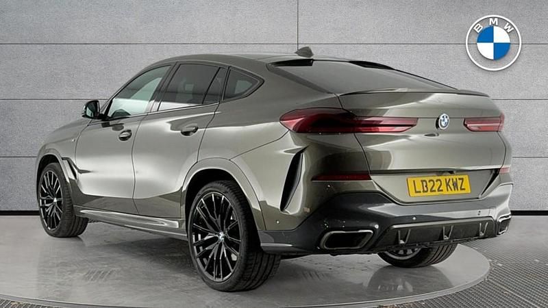 Used BMW X6 M Sport 335 HP (246 kW) 2022 Green SUV