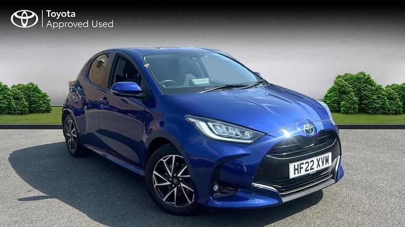 Blue Used 2022 Toyota Yaris Hybrid Design | £16,665 (Super price) - Image 1/4