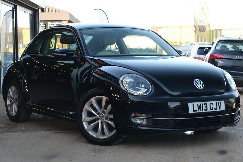 Used VW Beetle Design 105 HP (77 kW) 2026 Black Hatchback