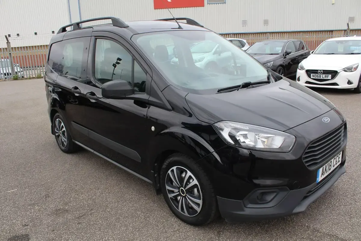 Used Ford Courier 2018 Black MPV