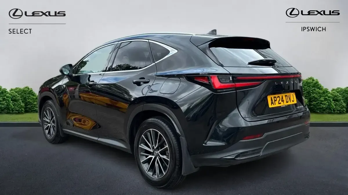Używany Lexus NX350h 2024 Czarny Kombi