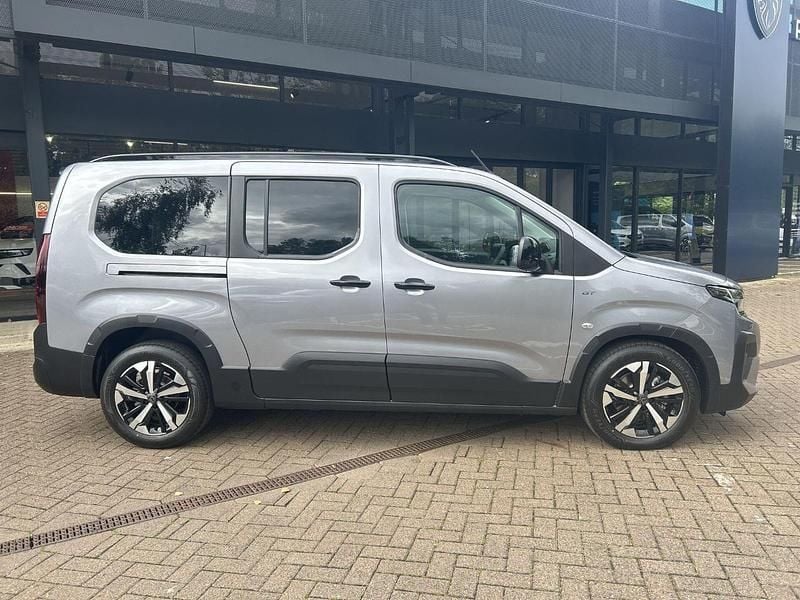 Grey New 2025 Peugeot e-Rifter GT MPV | £25,500 (Good price) - Image 1/4