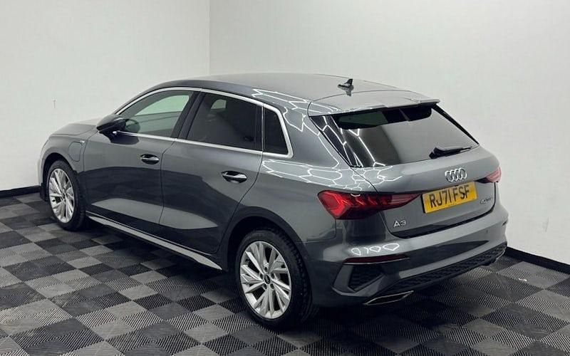 Usado Audi A3 Sportback e-tron S-Line 204 CV (150 kW) 2025 Utilitario