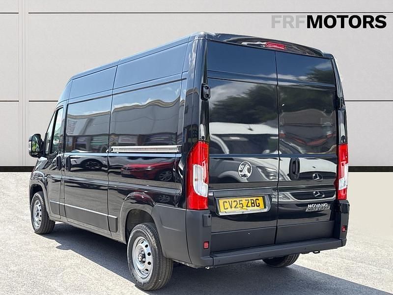 Second-hand Vauxhall Movano 2025 Negru Monovolum