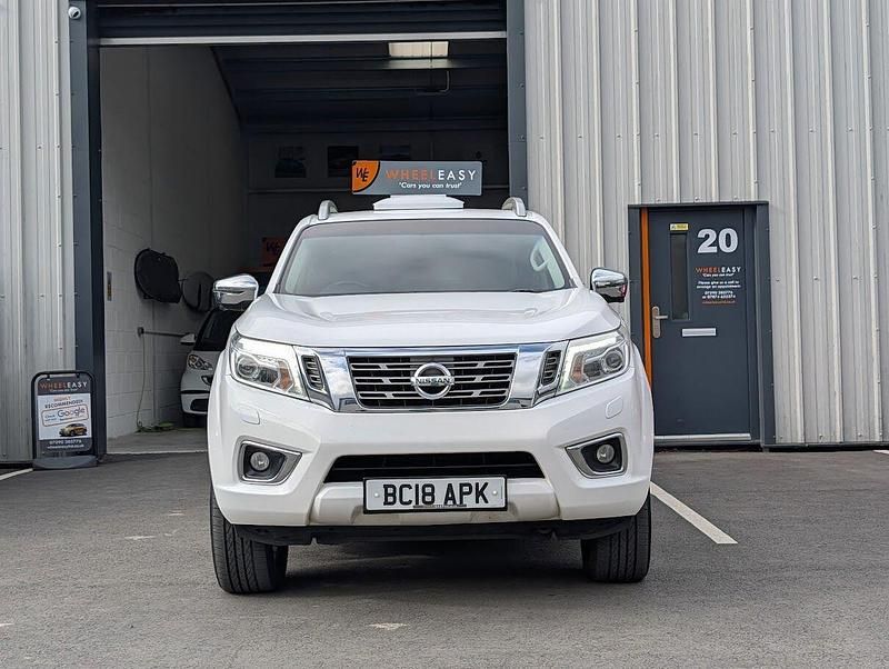 Used Nissan Navara Tekna 2018 White Pickup