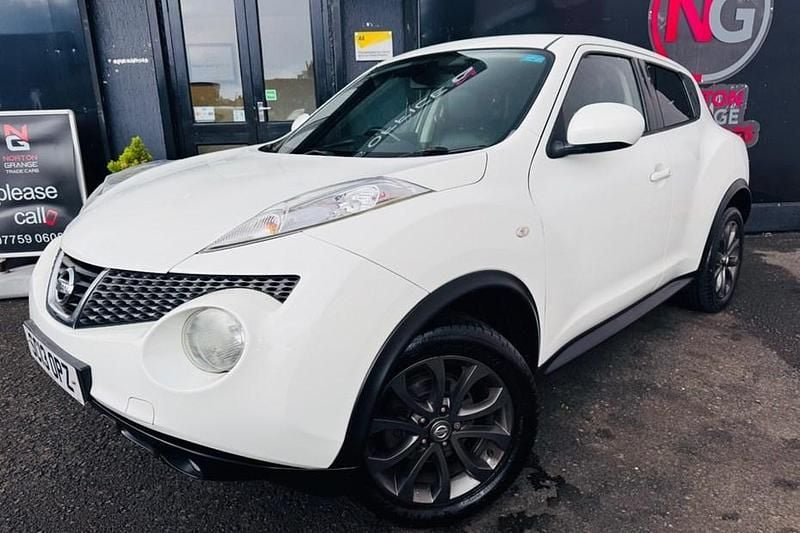 White Used 2013 Nissan Juke Tekna SUV | £3,990 (Fair price) - Image 1/1