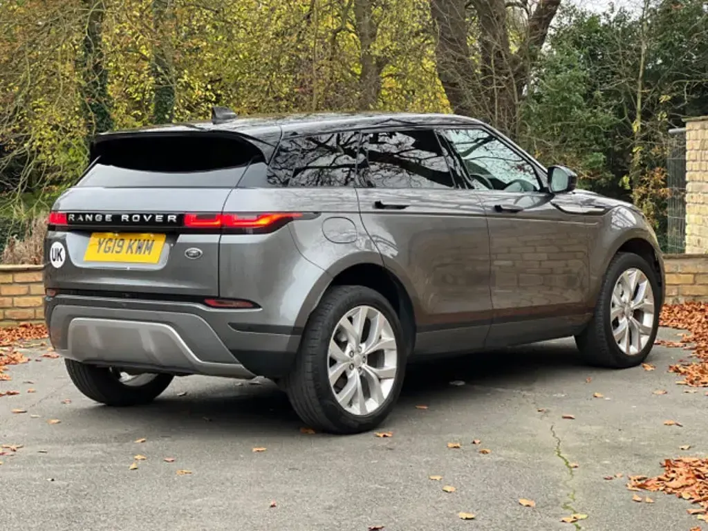 Used Land Rover Range Rover evoque SE 2019 Grey SUV