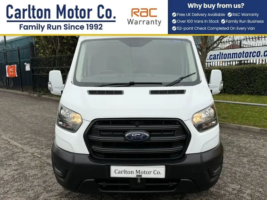 Usado Ford Transit 130 HP (95 kW) 2021 Branco