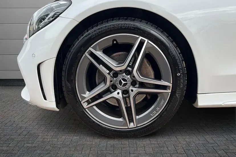 Used Mercedes C200 AMG line 195 HP (143 kW) 2019 Polar white Coupe