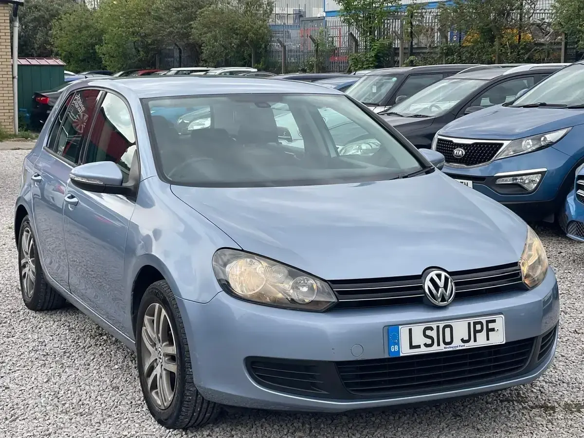 Used VW Golf VI SE 105 HP (77 kW) 2010 Blue Hatchback