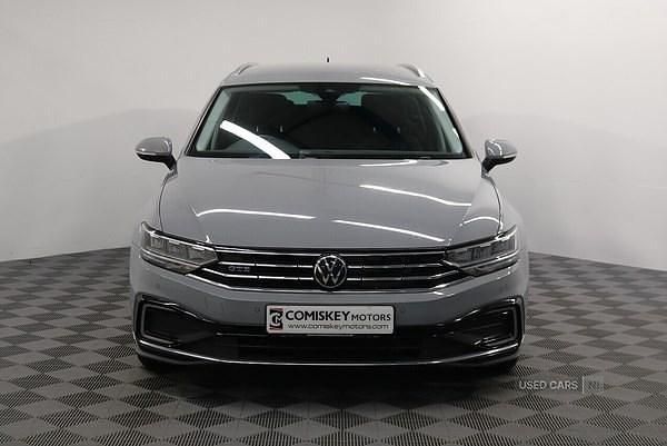 Used VW Passat GTE 218 HP (160 kW) 2022 Grey Estate