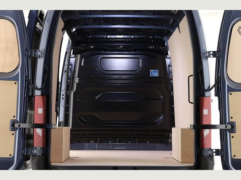 New Renault Master 2025 Blue MPV