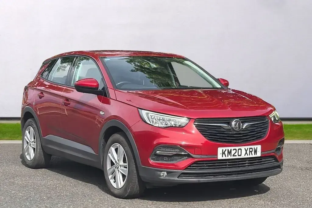 Used Vauxhall Grandland X S 130 HP (95 kW) 2020 Red SUV