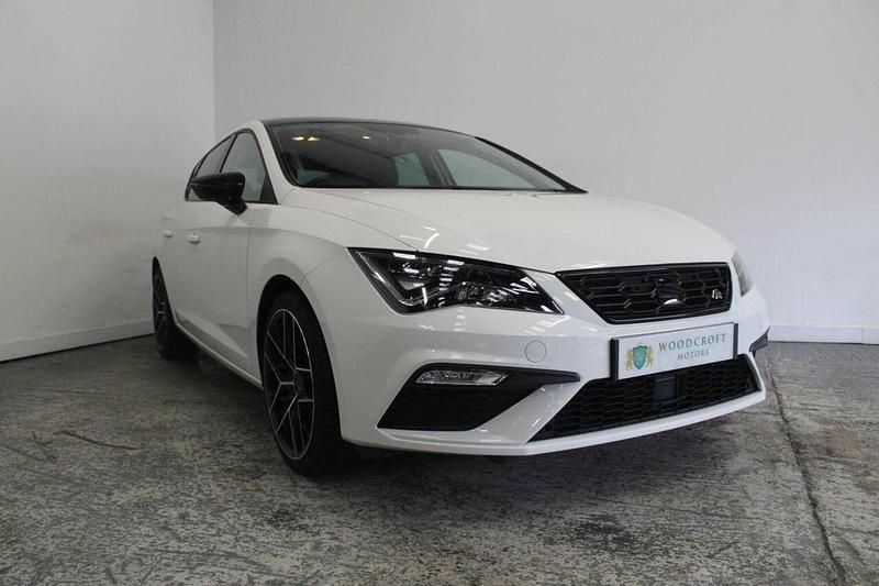 Used Seat Leon FR 125 HP (91 kW) 2018 White Hatchback