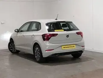 Used VW Polo Life 80 HP (58 kW) 2023 Grey Hatchback