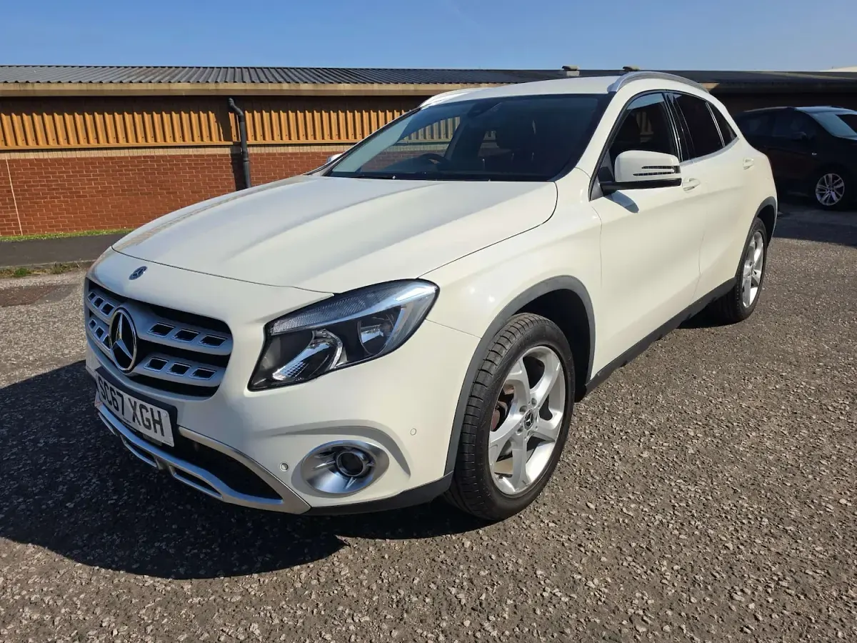 Used Mercedes GLA200 Executive 2017 White SUV
