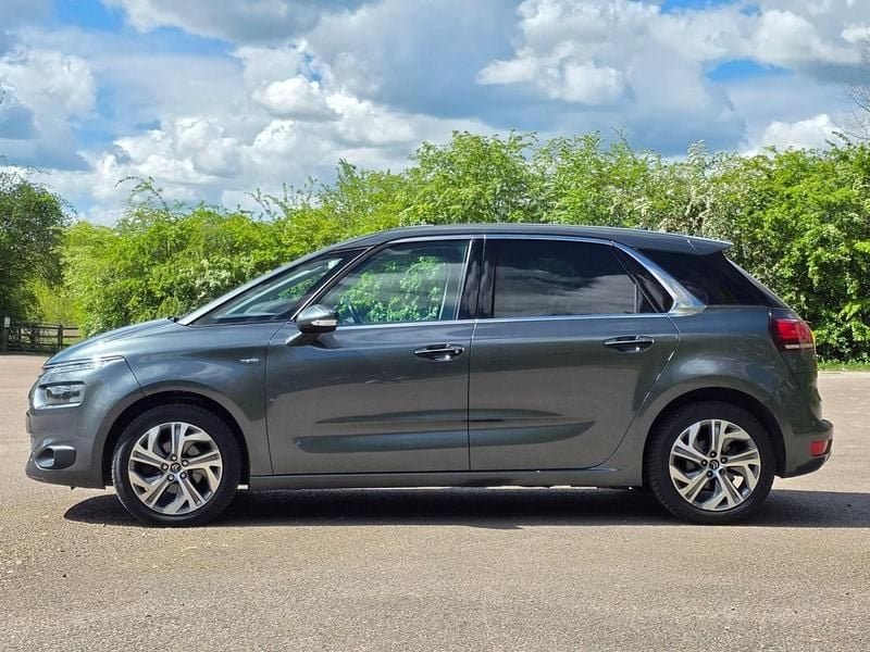 Used Citroën C4 Picasso Exclusive 115 HP (84 kW) 2015 Grey MPV