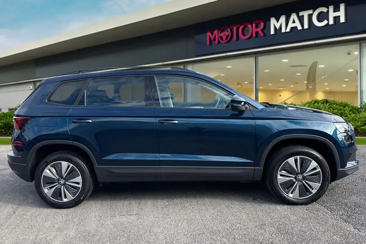 Used Skoda Karoq SE Drive 2023 Blue SUV