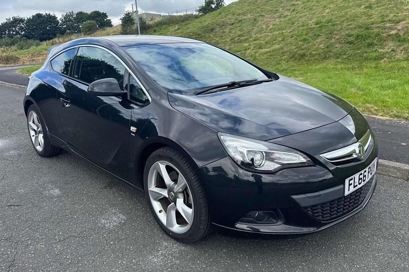 Used 2016 Vauxhall Astra GTC SRi Coupe | £5,990 (Fair price) - Image 1/1