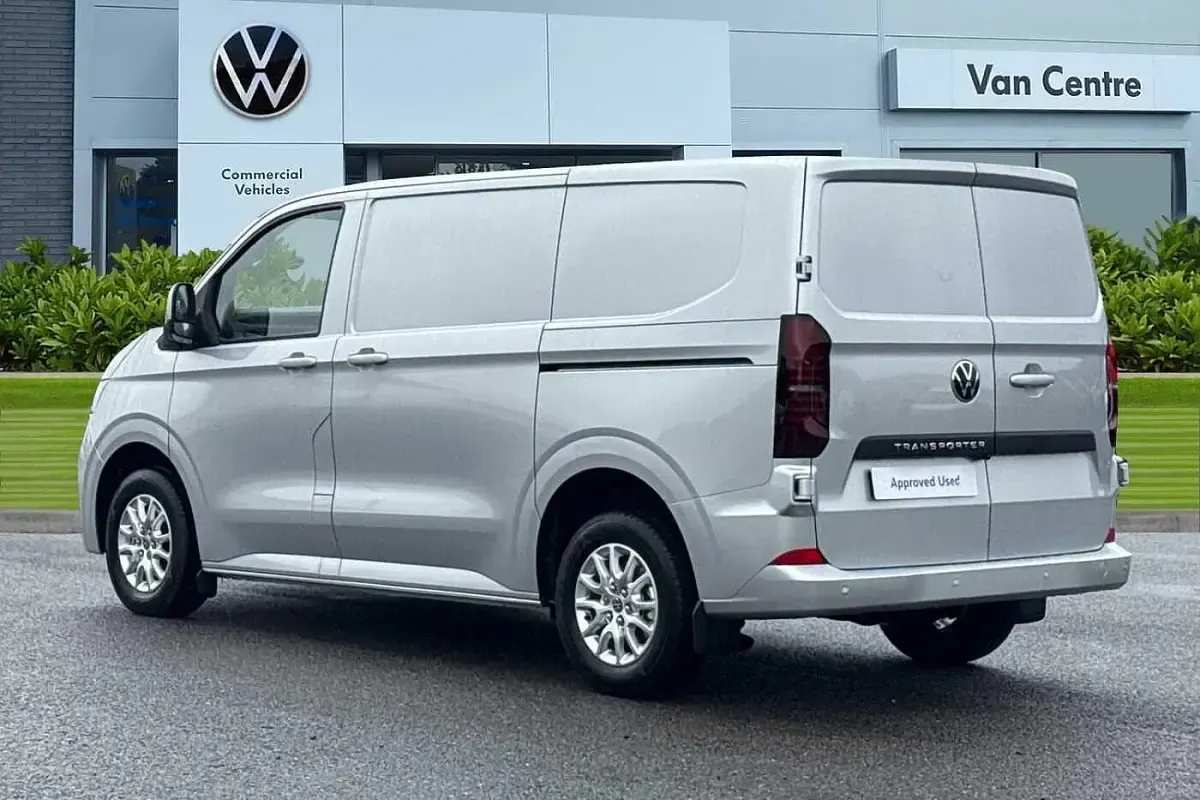 Używany VW Transporter Pro 2025 Szary Van