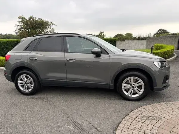 Used Audi Q3 Comfort 245 HP (180 kW) 2023 Grey SUV