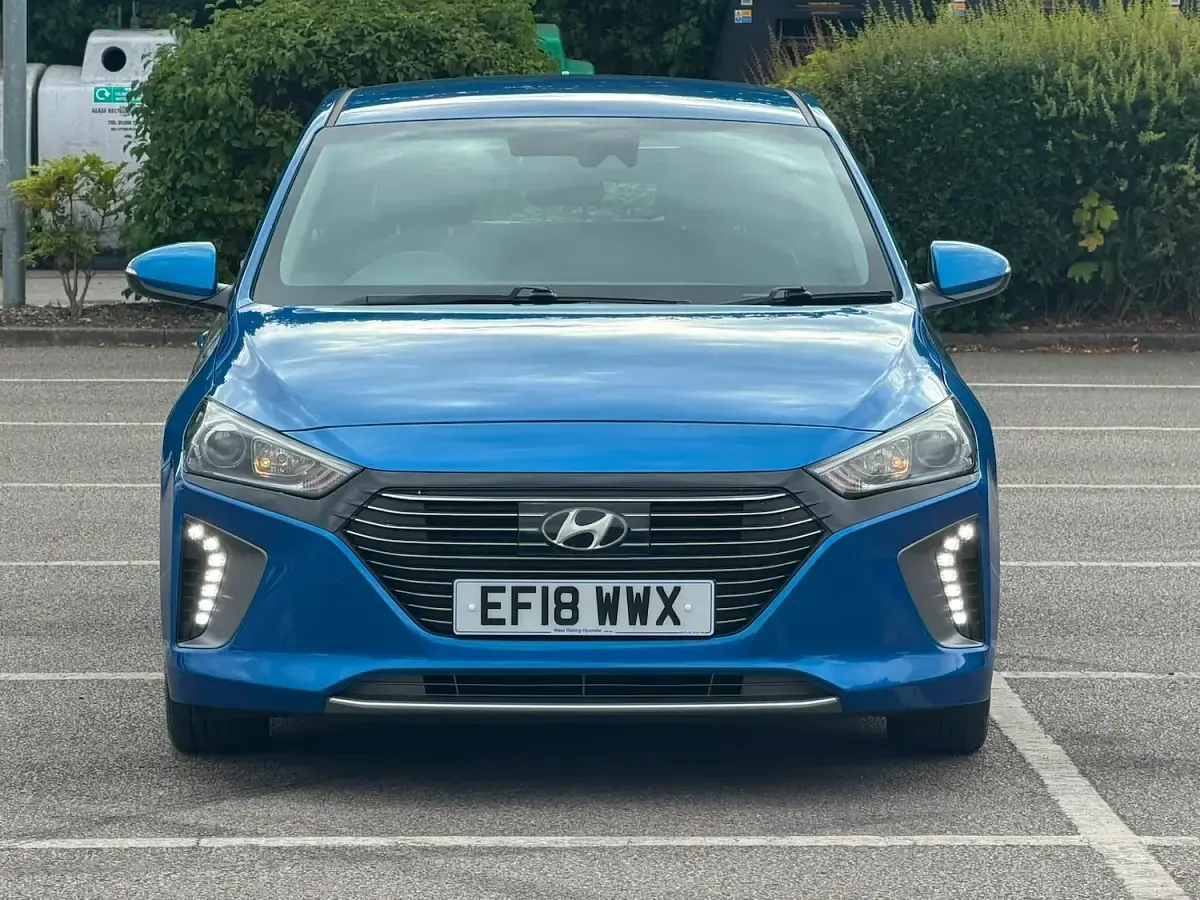 Used Hyundai Ioniq SE 141 HP (103 kW) 2018 Blue Hatchback