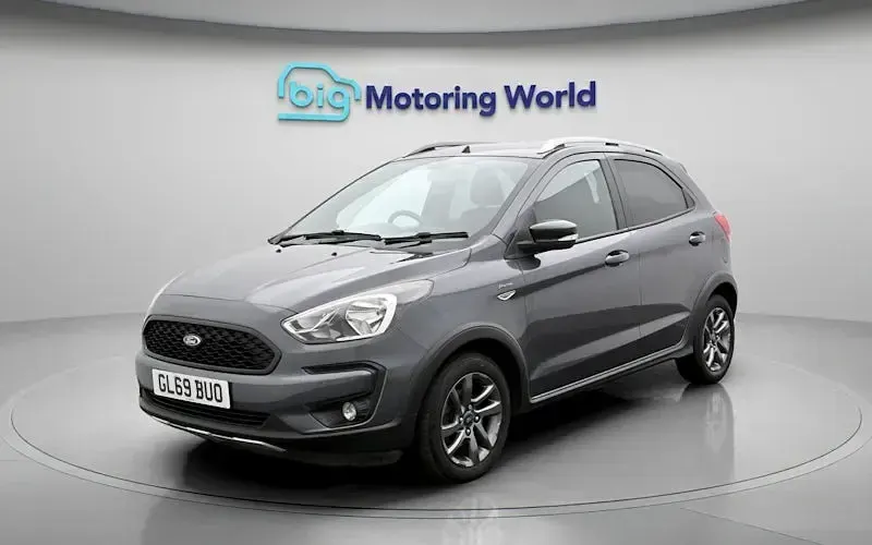 Usado Ford Ka Plus Active 86 HP (63 kW) 2019 Cinzento Citadino