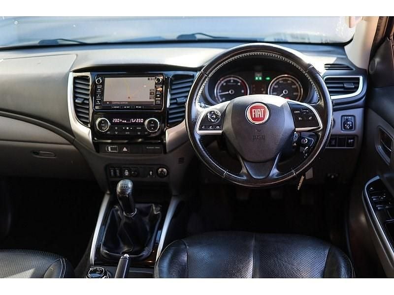 Used Fiat Fullback Cross 180 HP (132 kW) 2018 Black Pickup