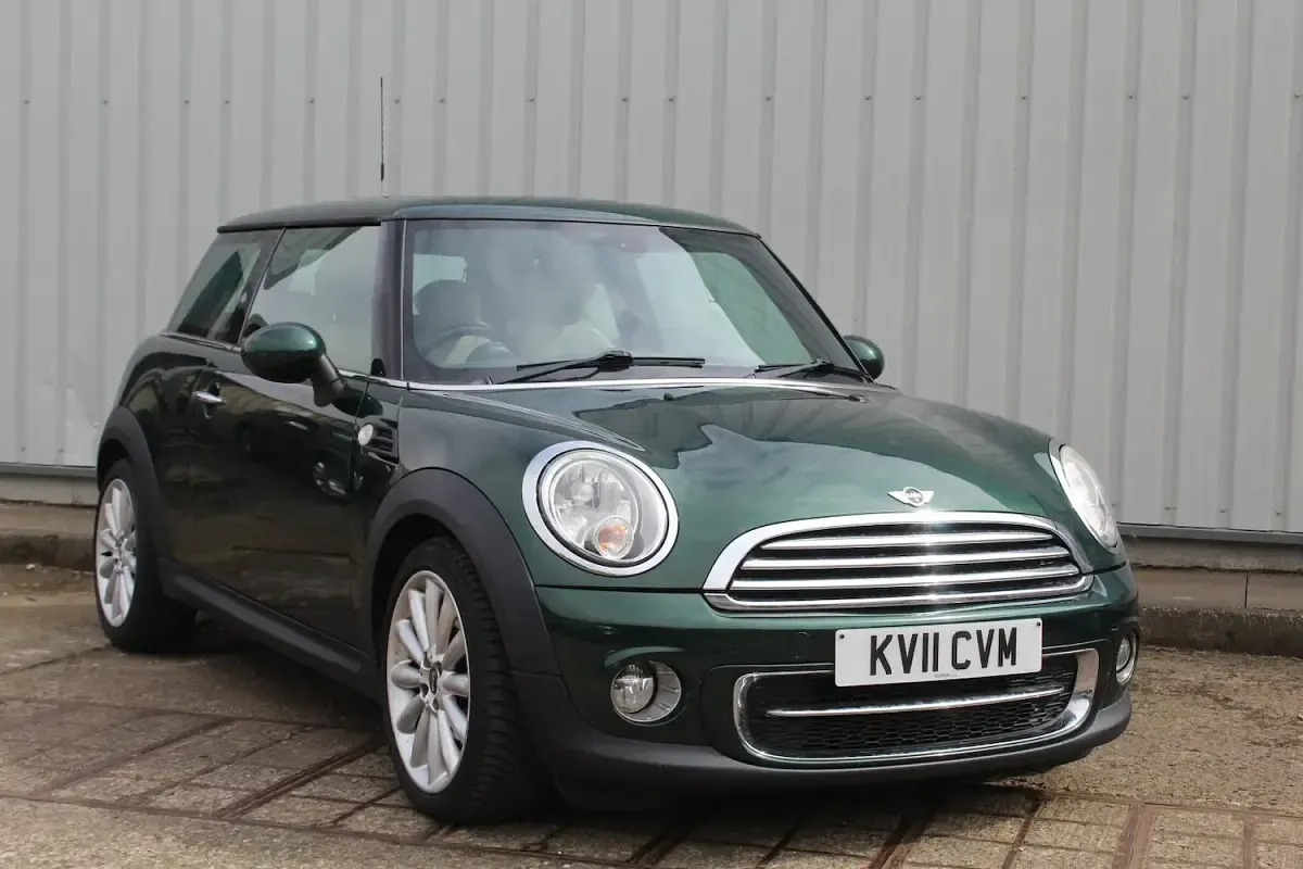Used Mini Cooper D Hatch 2011 Green Hatchback