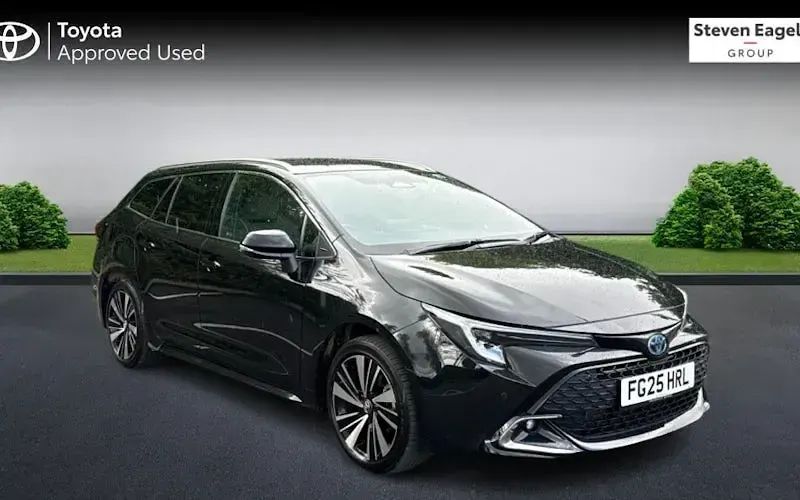 Used Toyota Corolla Design 140 HP (102 kW) 2025 Estate