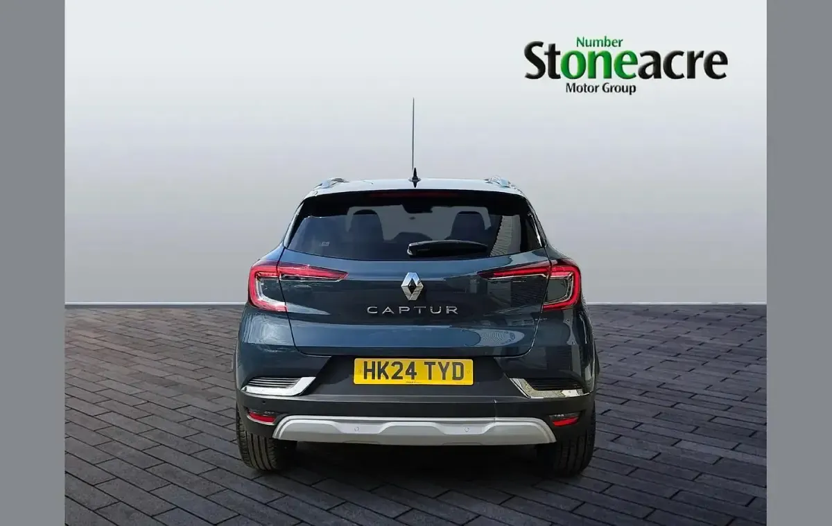 Used Renault Captur Techno 90 HP (66 kW) 2024 Other SUV