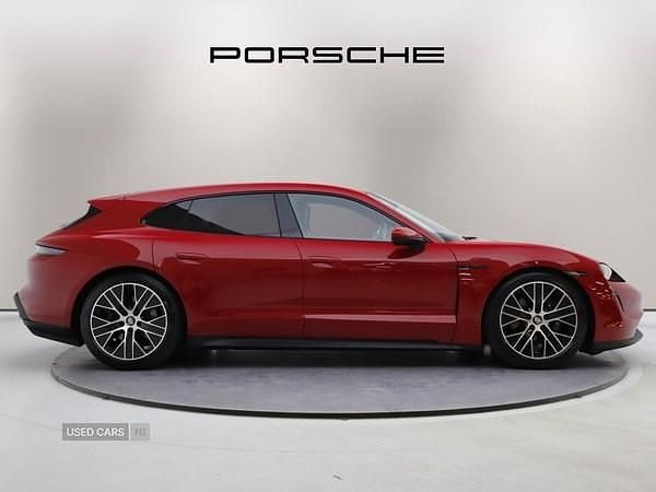 Used Porsche Taycan 350 kW (476 HP) 2024 Red Estate