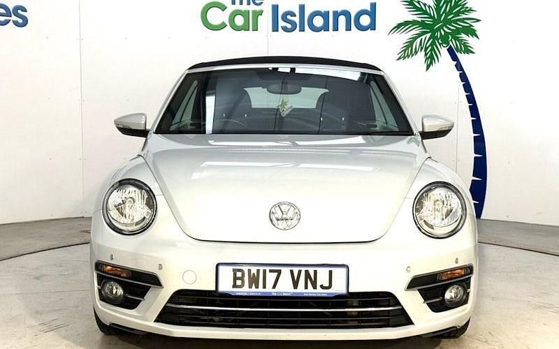 Used VW Beetle Cabriolet Design 150 HP (110 kW) 2017 Silver Cabriolet