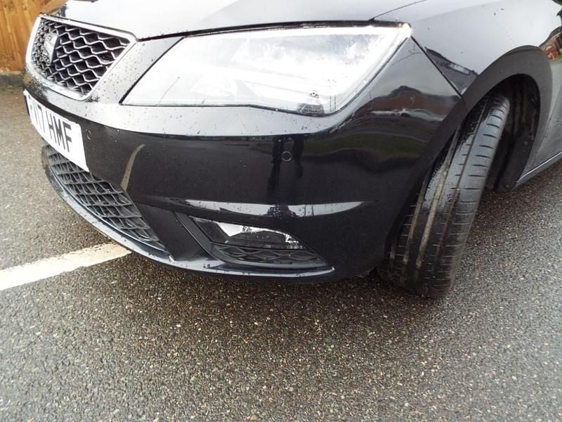 Used Seat Toledo XCELLENCE 110 HP (80 kW) 2017 Black Hatchback