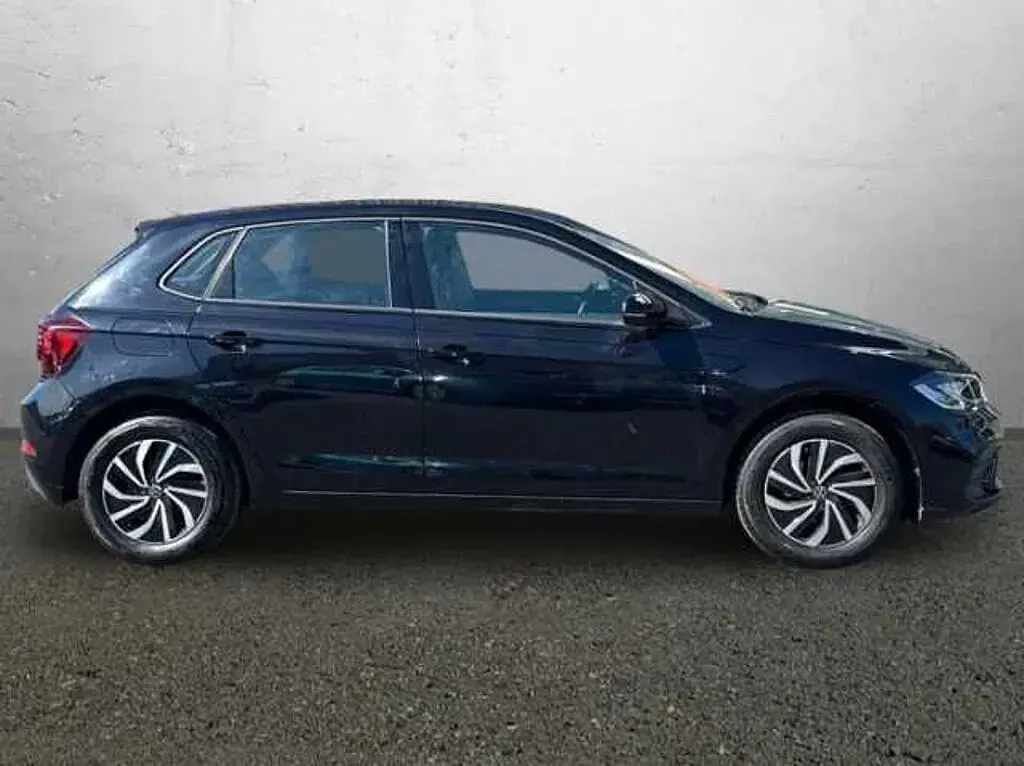 Używany VW Polo Life 95 KM (69 kW) 2022 Czarny Hatchback